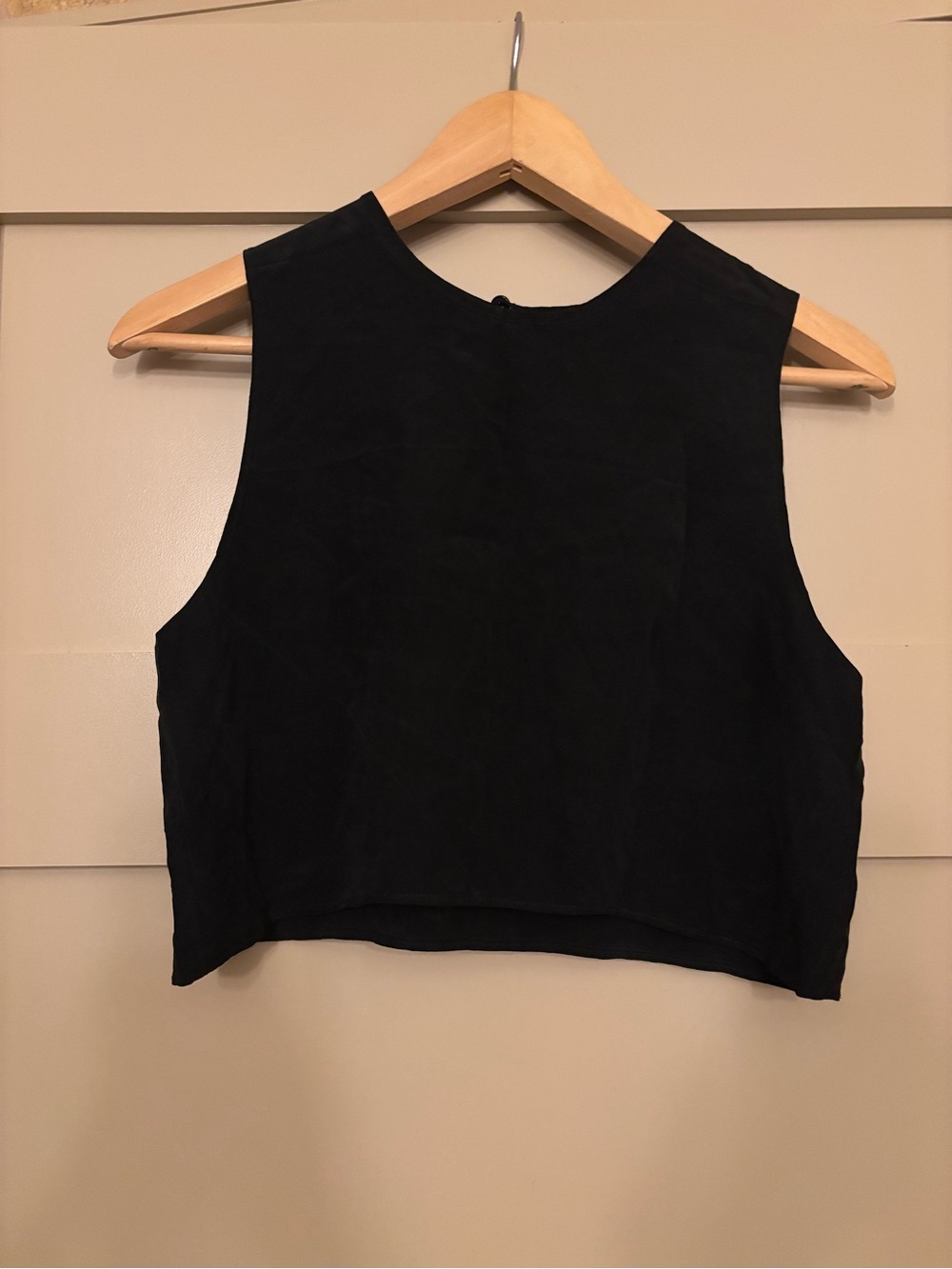 REFORMATION Silk Crop Tank Sleeveless Fluid Black Lightweight Relaxed